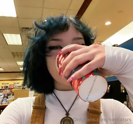 膨らみ OnlyFans 無料ポルノ 画像