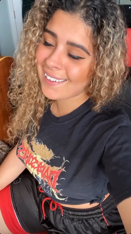 JustYeliz 完璧なポルノスター 画像