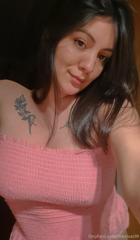 アジアンシャワー OnlyFans 無料セクシー 写真