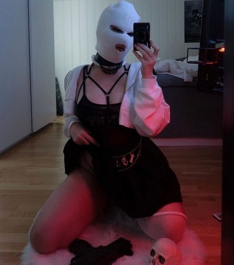 アジアンシャワー OnlyFans セクシー裸 画像