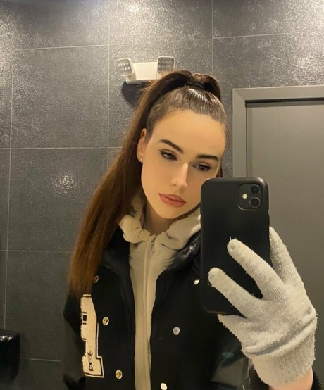 女子高生OnlyFans 裸 写真