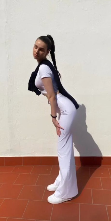 コスプレ フェムボーイ オンリーファンズ 無料ヌード 写真