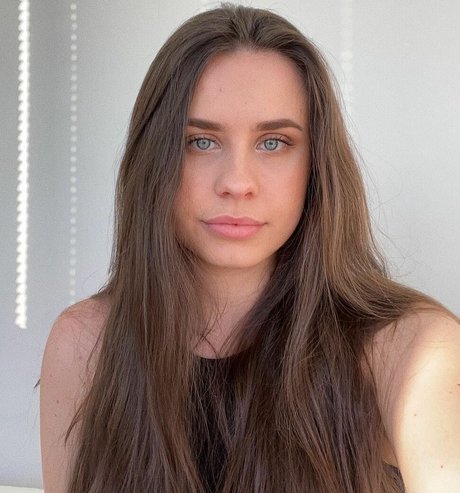 ビンボオンリーファンズ アートポルノ 写真