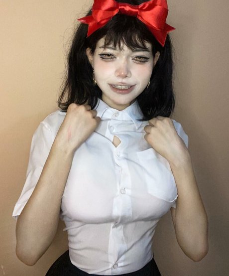 Vamp car ポルノモデル 写真