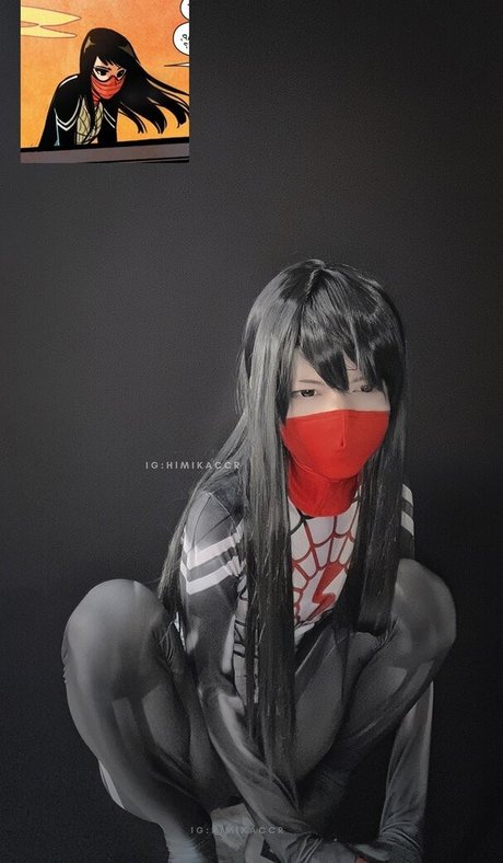 Vamp car 裸の女優 写真