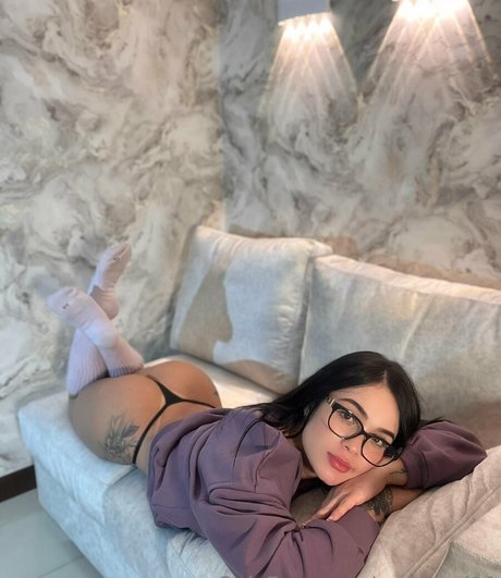 andreaal11 スター ヌード 写真