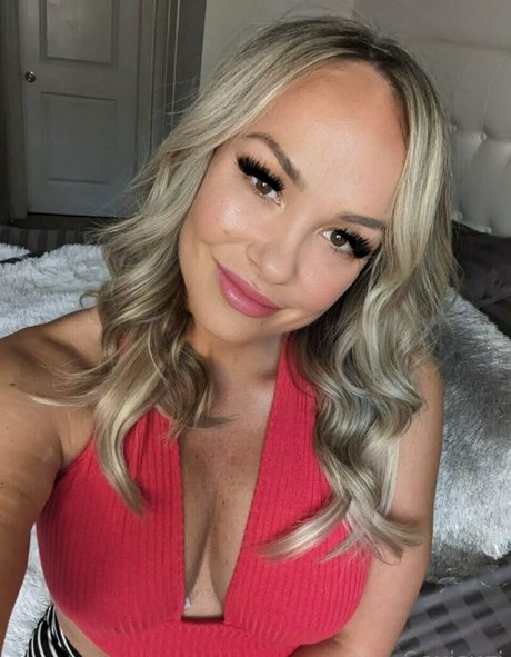 sexisuzi HDポルノスター 画像