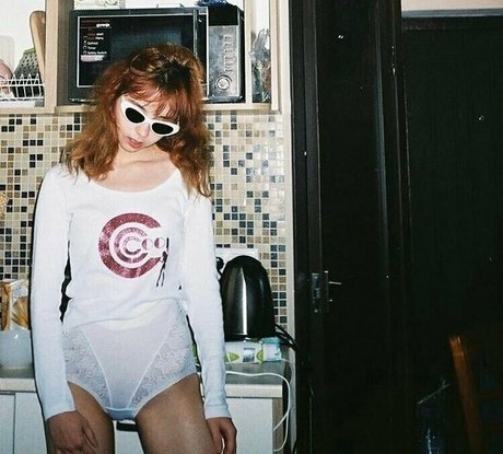 barbie free ポルノスター 写真