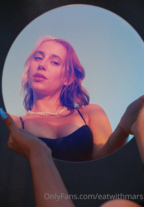 ティーングラスオンリーファン ヌード 写真