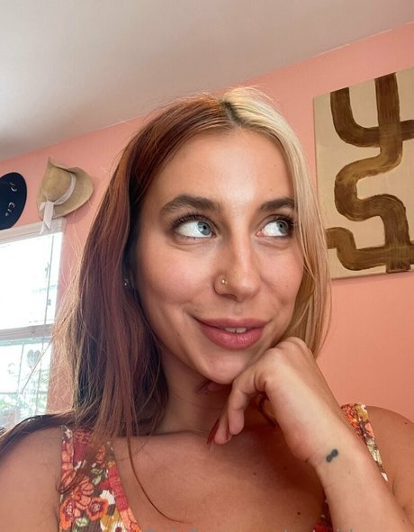 曲線美の黒檀OnlyFans 素敵 画像