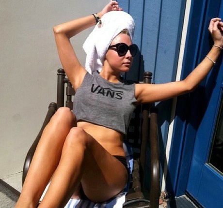 Alessandra Torresani セクシーなスター 写真