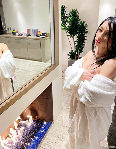 Babydesireex ポルノスター 独占 写真