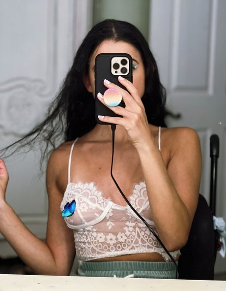 Lolita Milena セックスポルノスター 写真