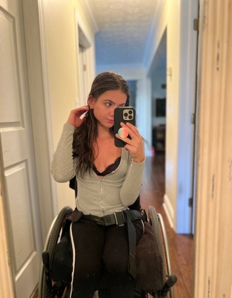 Lolita Milena 高品質モデル 写真