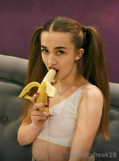 sororityfreak18 アートモデル 写真