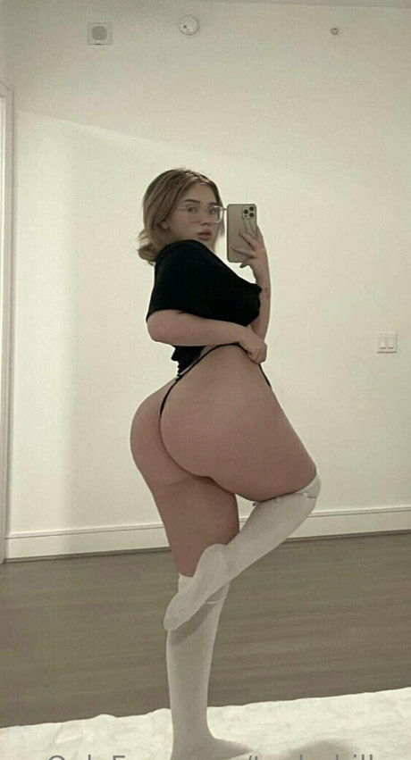 taylerhillss 高品質のポルノスター ギャラリー