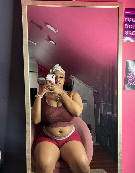 小柄なBBC OnlyFans セクシーヌード アーカイブ