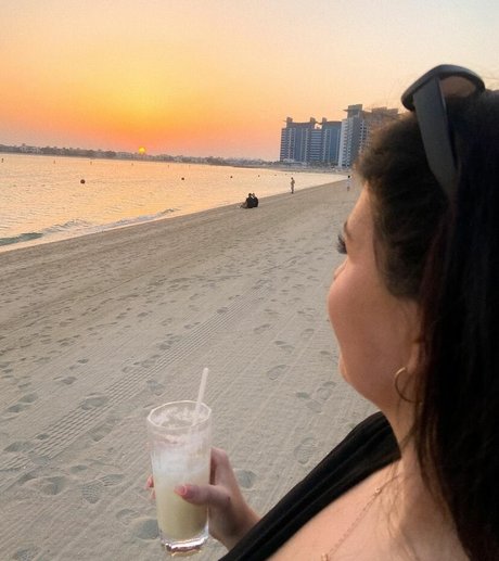 Rebecca Shortt モデル ギャラリー