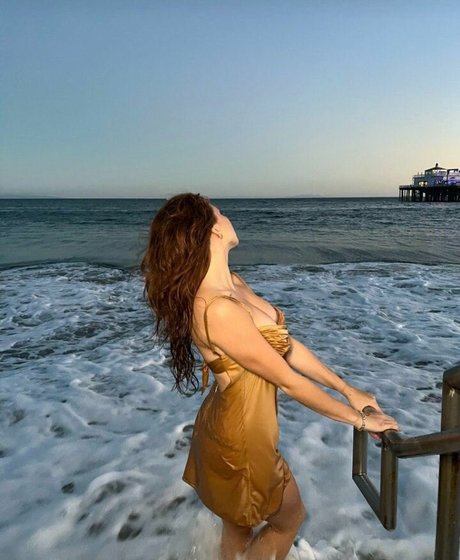 コスプレファックOnlyFans 美しい裸 写真