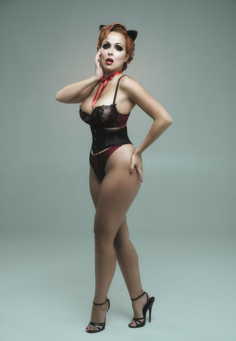 srtaroxanne ポルノスター トップ 写真