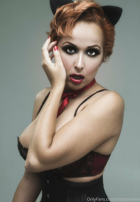 srtaroxanne アダルトモデル 写真