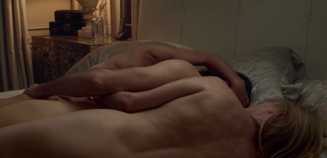 Julianne Moore アダルト女優 写真