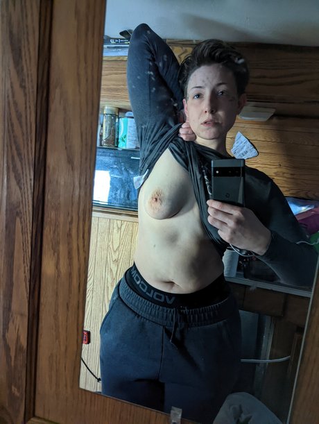 Captain ポルノモデル 画像