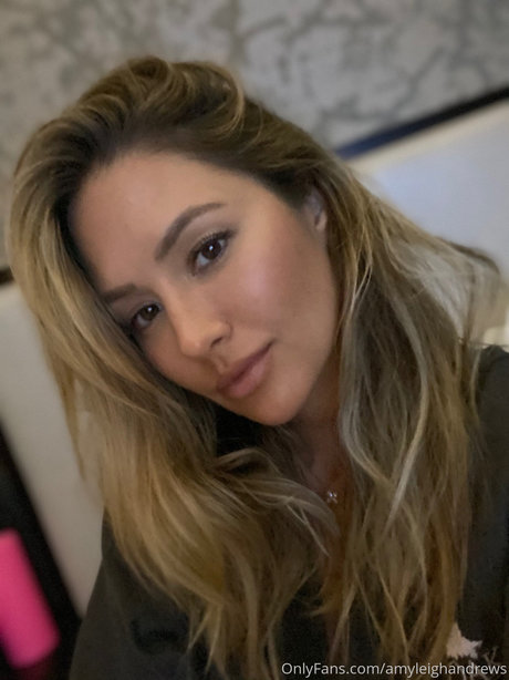 Amy Leigh Andrews エロティックなスター ギャラリー