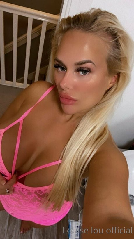 ゲイランジェリーOnlyFans ホットヌード 写真