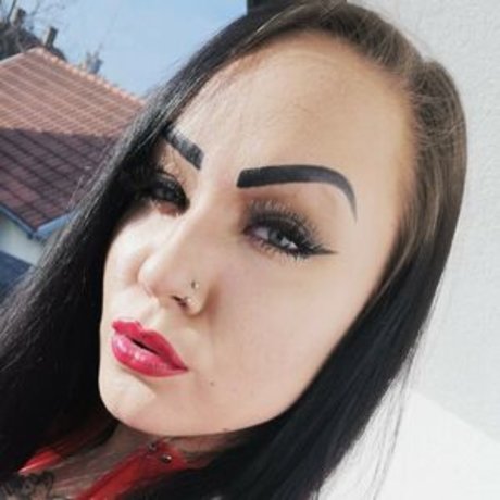 ドイツのアマチュアOnlyFans 無料ヌード 写真