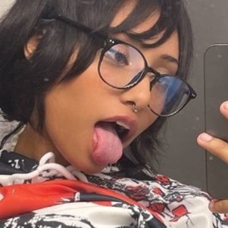 ティーングラスオンリーファン ホットxxx 写真