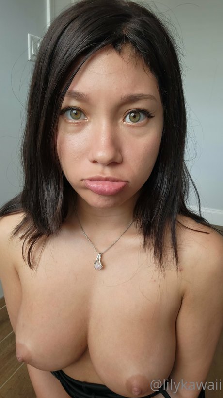 ニューハーフ巨乳OnlyFans 限定 写真