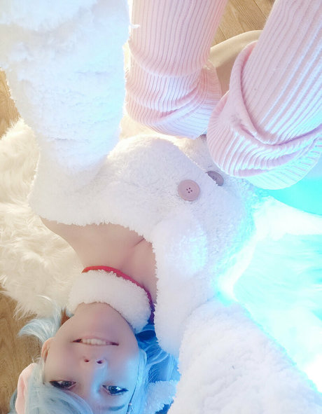 Lyvlas かわいいポルノスター 写真