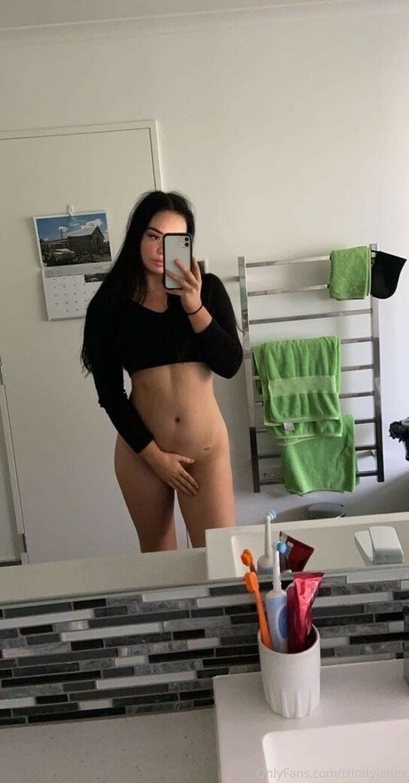 trinityjanex ポルノモデル 写真