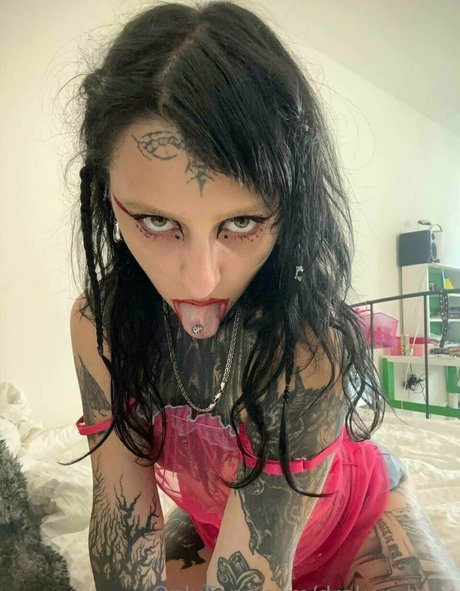 ニューハーフ巨乳OnlyFans ポルノグラフィック 写真