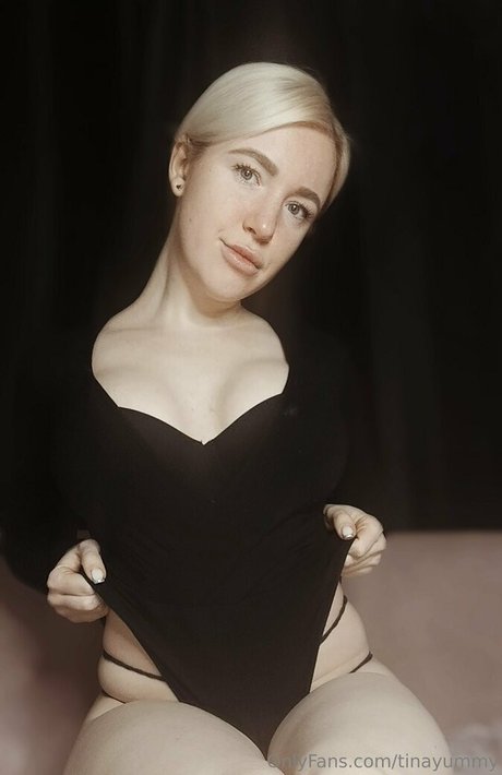 大きなお尻のマンコOnlyFans 美しいヌード 画像