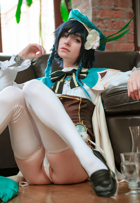 黒檀モデルOnlyFans 可愛い 写真