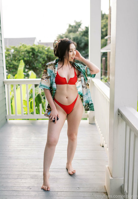 egirlren ヌードモデル 写真