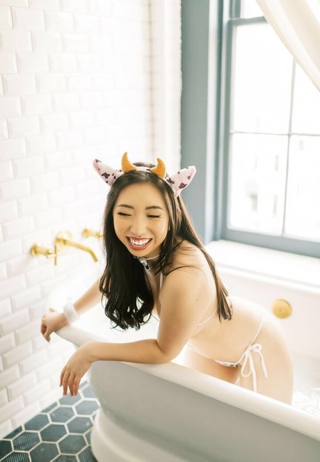 egirlren ポルノ女優 写真