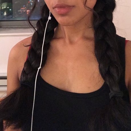 Kittykhan ポルノ女優 アーカイブ