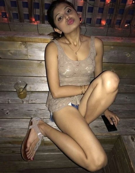 毛深い妊婦OnlyFans xxx 写真