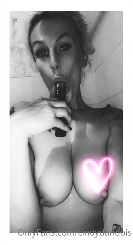 母乳オンリーファン ホット裸 写真