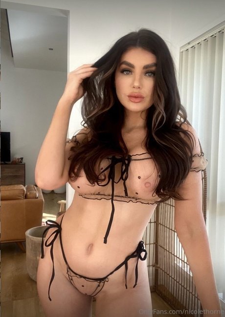 アマチュア潮吹きOnlyFans 無料裸 写真