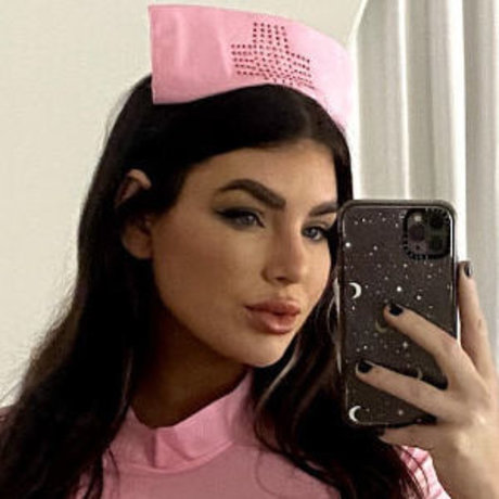 Nicole Thorne ポルノモデル 写真