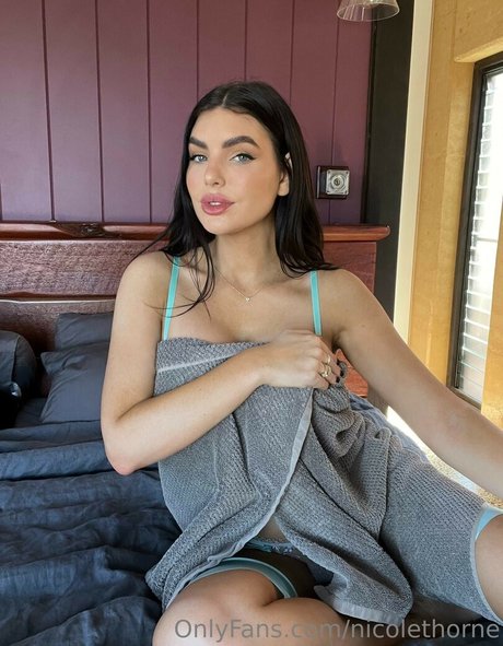 変態エボニーOnlyFans ポルノ 画像