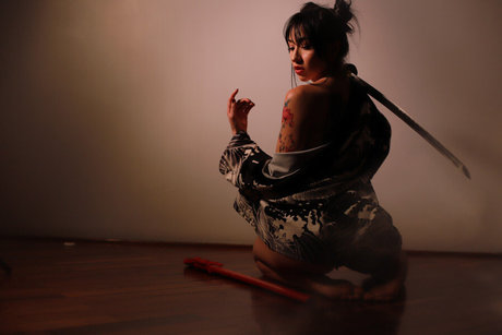 Haki_ 裸のスター 写真