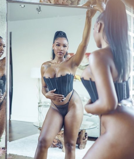 Morgan Dawson xxxモデル ギャラリー