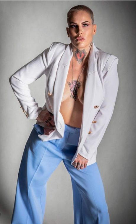 Bec Rawlings xxxモデル 写真