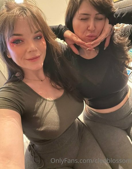 ハンズオンリーファン 無料xxx アーカイブ