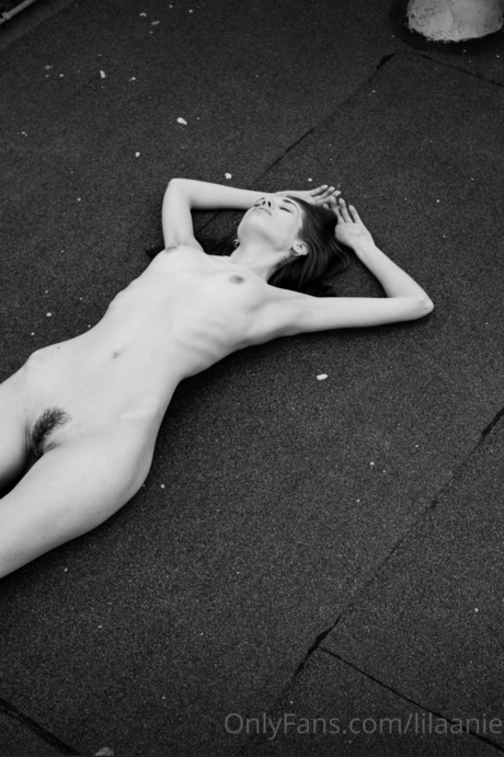 lilaanie エロティックモデル 写真
